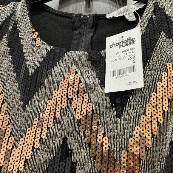 JUMPSUIT WITH TAGS NEVER WORN - Picture 3 of 3